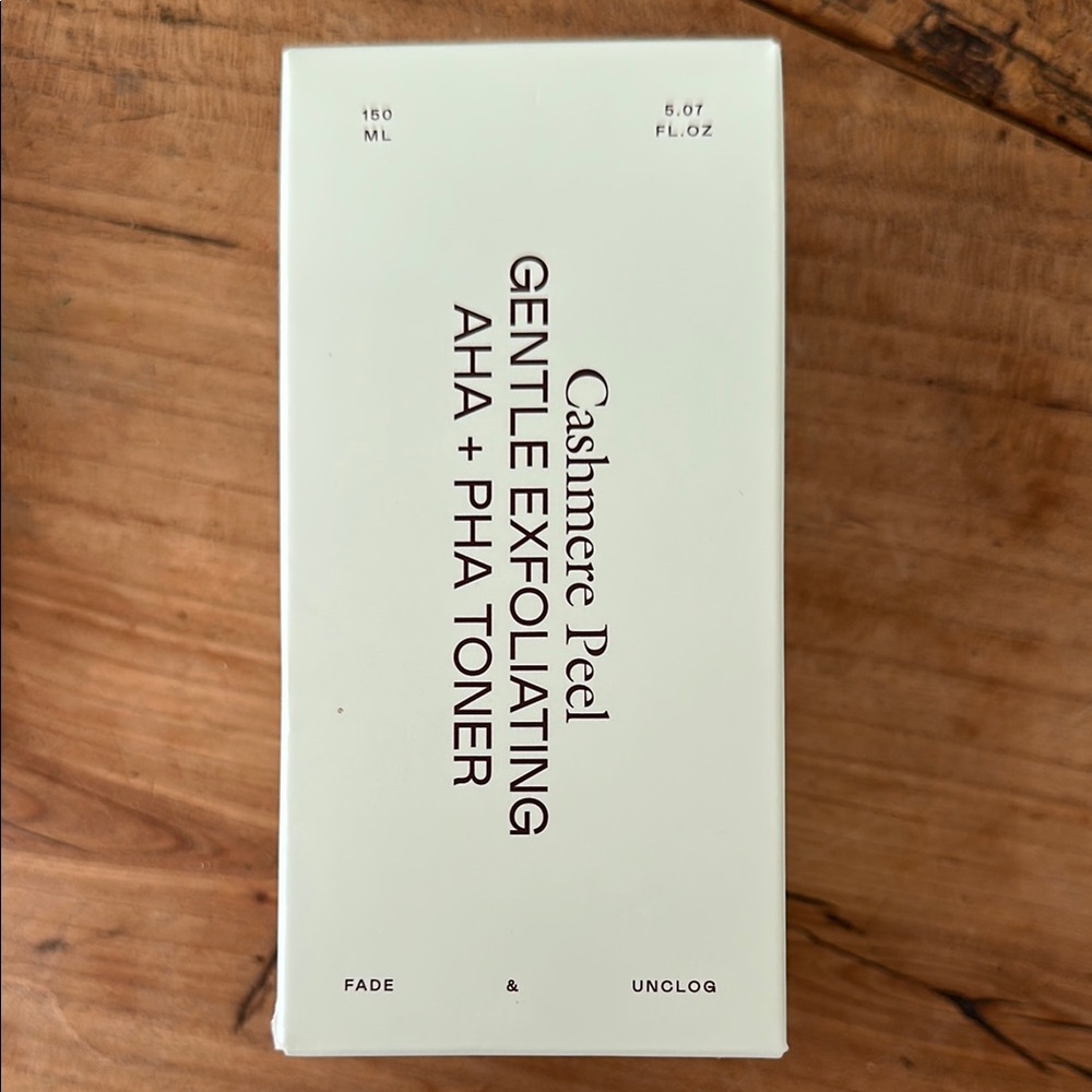 Eadem Cashmere Peel Gentle Exfoliating Toner